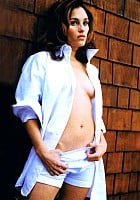 Amy Jo Johnson